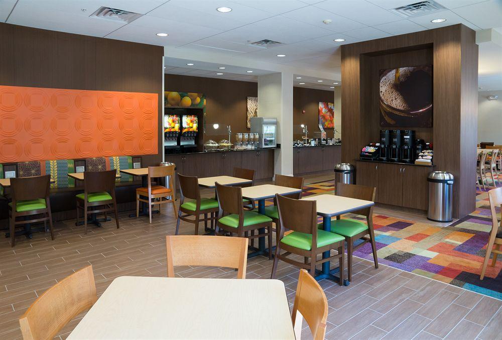 Fairfield Inn & Suites By Marriott Orlando International Drive/Convention Center Williamsburg Bagian luar foto